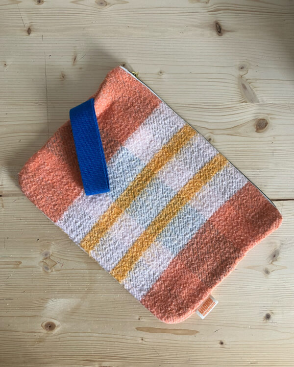 Pochette laine orange